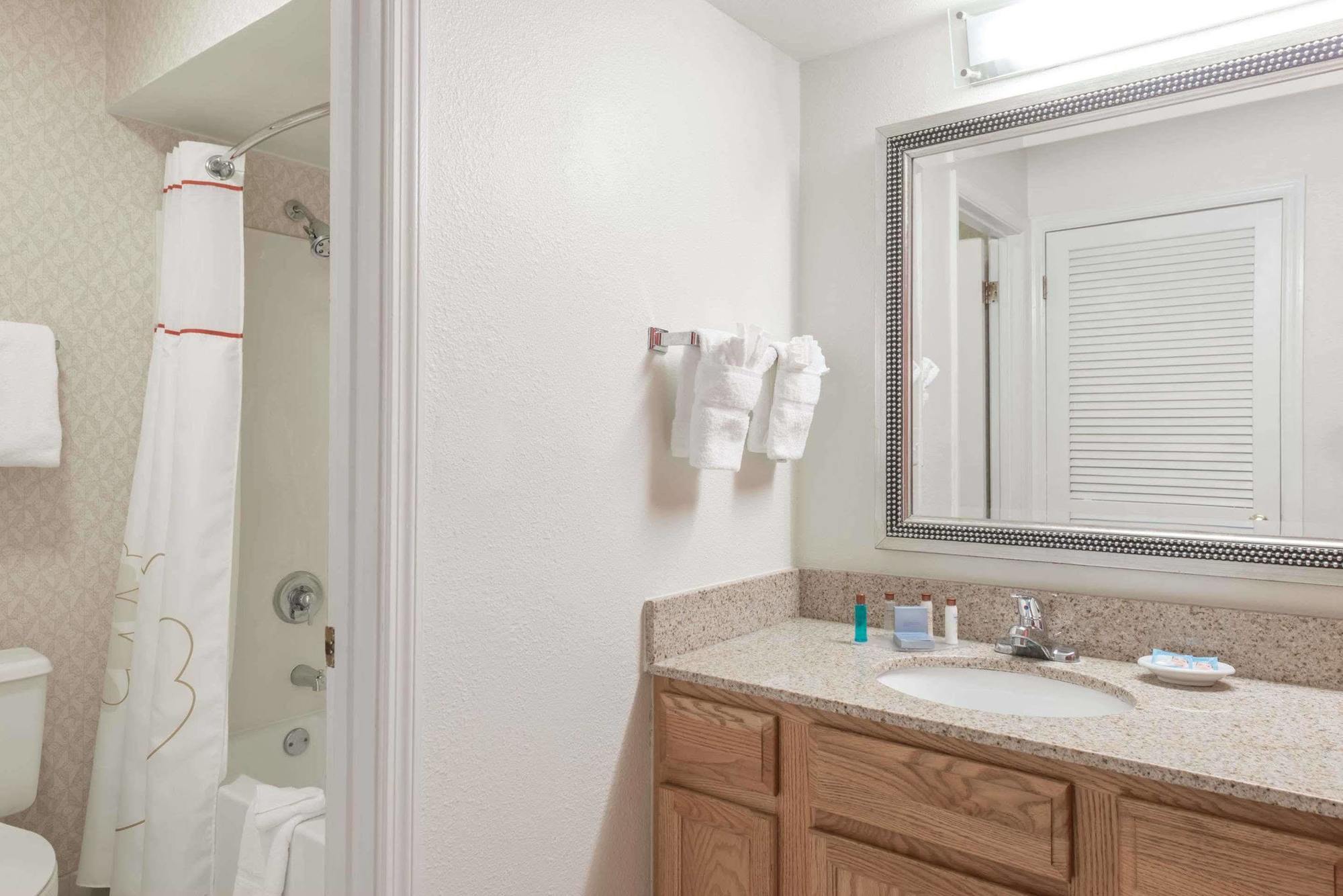 Value Suites Extended Stay - St Louis Maryland Heights Esterno foto